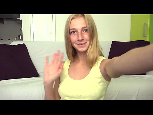 ❤️ Wann ech mech langweilen masturbéieren ech faul meng rosa Muschi Fuckvideo bei eis ﹏