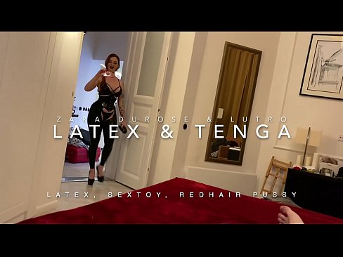 ❤️ Redheaded Stéifschwëster am Latexkostüm vum Stéifbrudder gefickt Fuckvideo bei eis ﹏